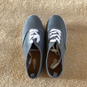 LIGHT BLUE SNEAKERS
